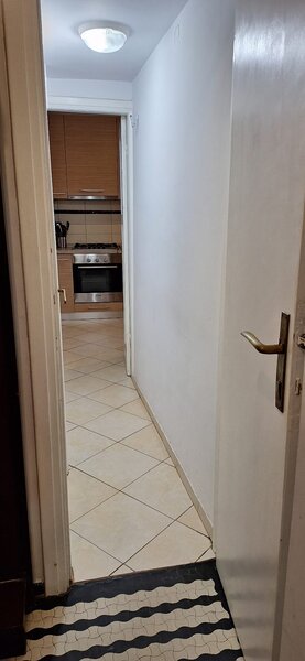 Stefan cel Mare, 2 minute metrou,