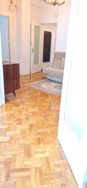 Stefan cel Mare, 2 minute metrou,